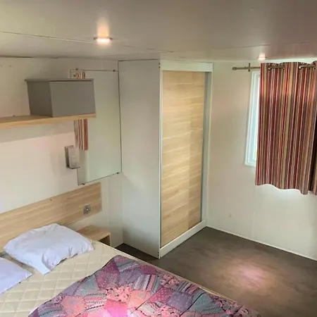 Kamp alanı La Baie Du Mont Saint Michel 2*