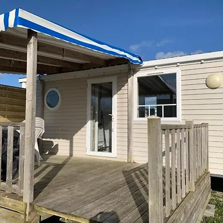 キャンプ場 La Baie Du Mont Saint Michel 2*