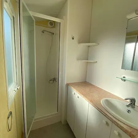 Kamp alanı La Baie Du Mont Saint Michel 2*