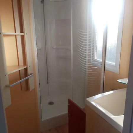 Kamp alanı La Baie Du Mont Saint Michel 2*