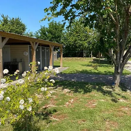 La Baie Du Mont Saint Michel Kamp alanı 2*