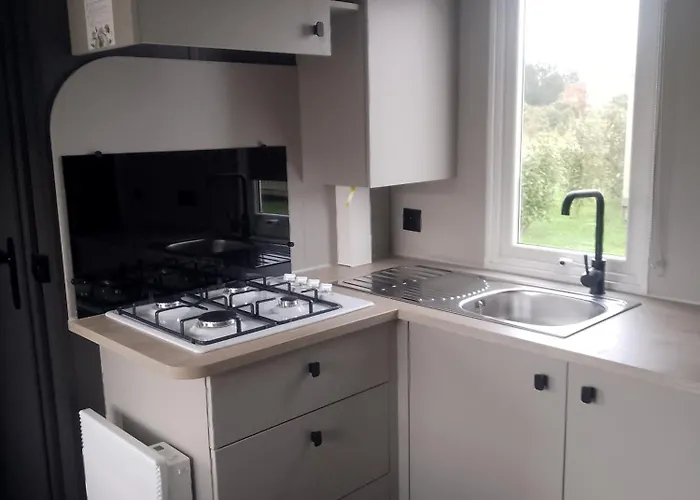 La Baie Du Mont Saint Michel Camping 2*